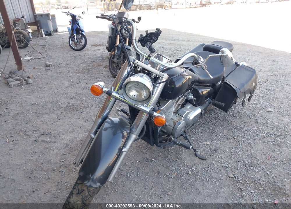 2004 HONDA VT750 C VIN: JH2RC50054M003686