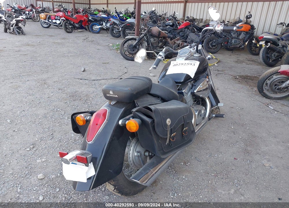 2004 HONDA VT750 C VIN: JH2RC50054M003686