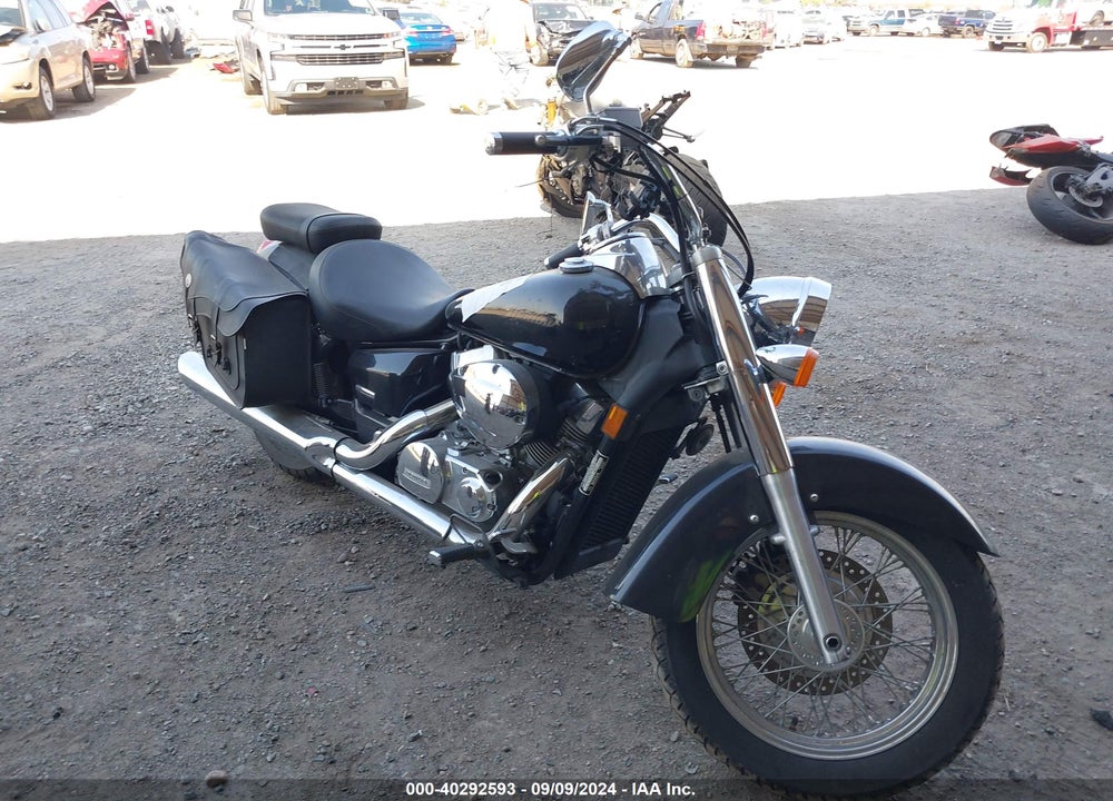 2004 HONDA VT750 C VIN: JH2RC50054M003686