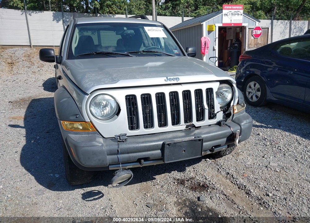 2005 JEEP LIBERTY RENEGADE VIN: 1J4GL38K15W500986