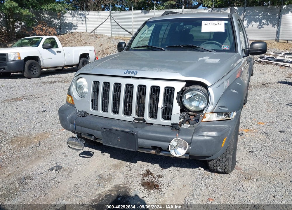 2005 JEEP LIBERTY RENEGADE VIN: 1J4GL38K15W500986