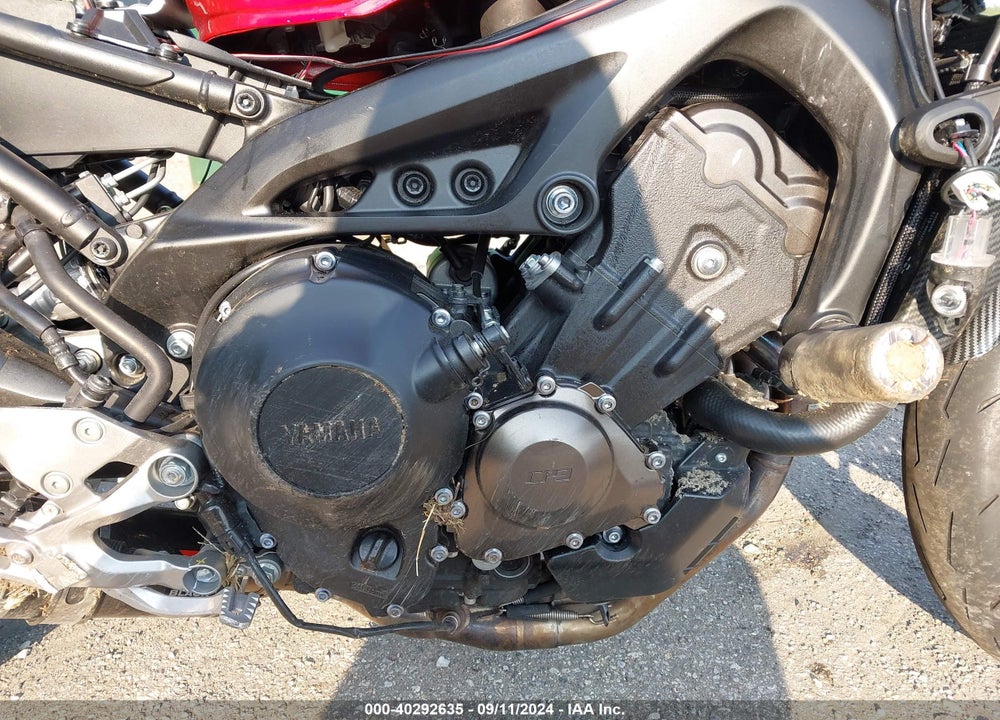 2017 YAMAHA FZ09 VIN: JYARN53E2HA001861
