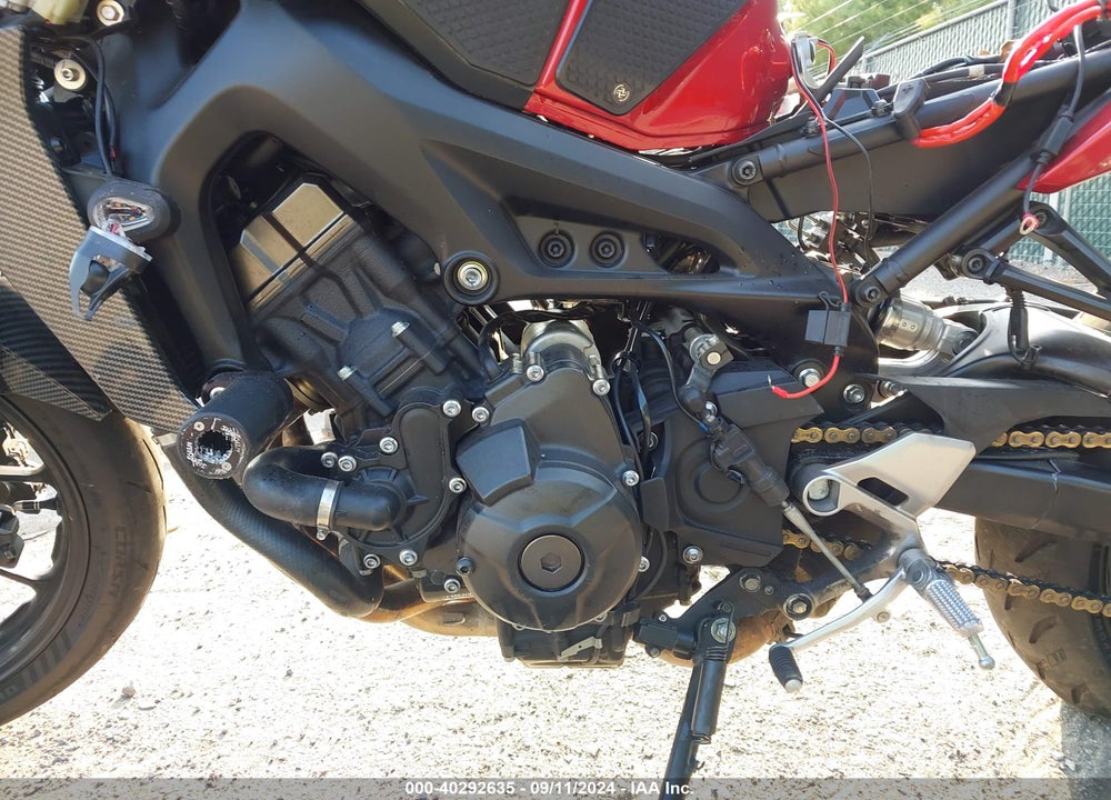 2017 YAMAHA FZ09 VIN: JYARN53E2HA001861