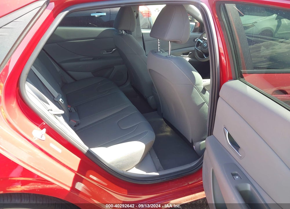 2023 HYUNDAI ELANTRA SEL VIN: KMHLS4AG2PU448491