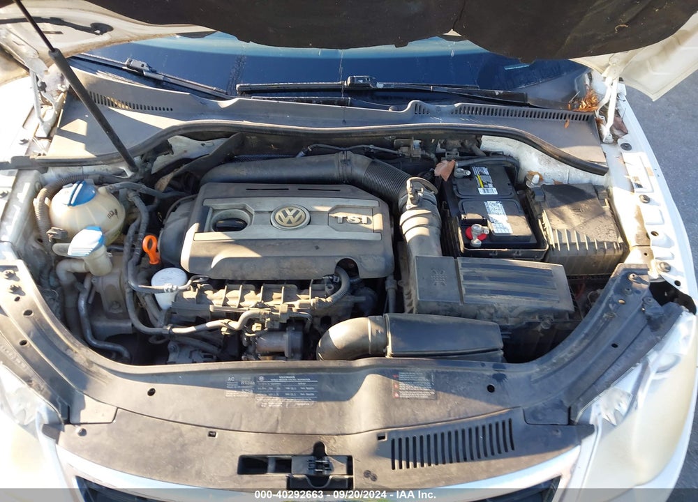 2009 VOLKSWAGEN EOS VIN: WVWBA71F49V011679