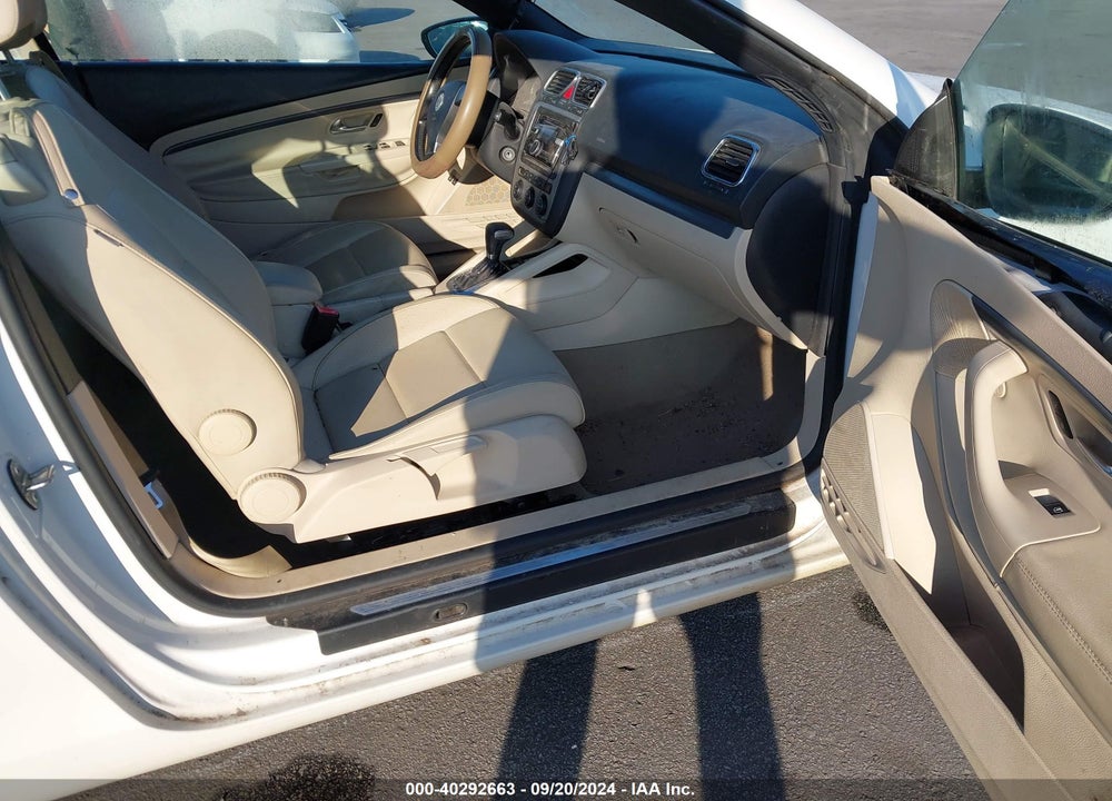 2009 VOLKSWAGEN EOS VIN: WVWBA71F49V011679