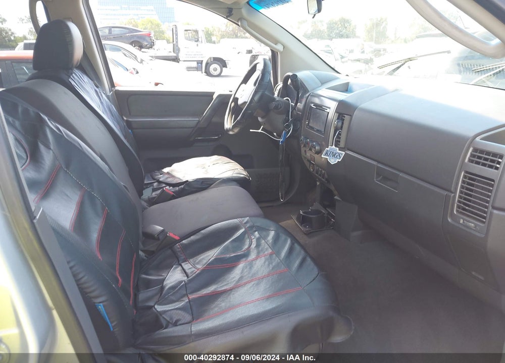 2007 NISSAN TITAN LE/SE/XE VIN: 1N6AA07AX7N240375