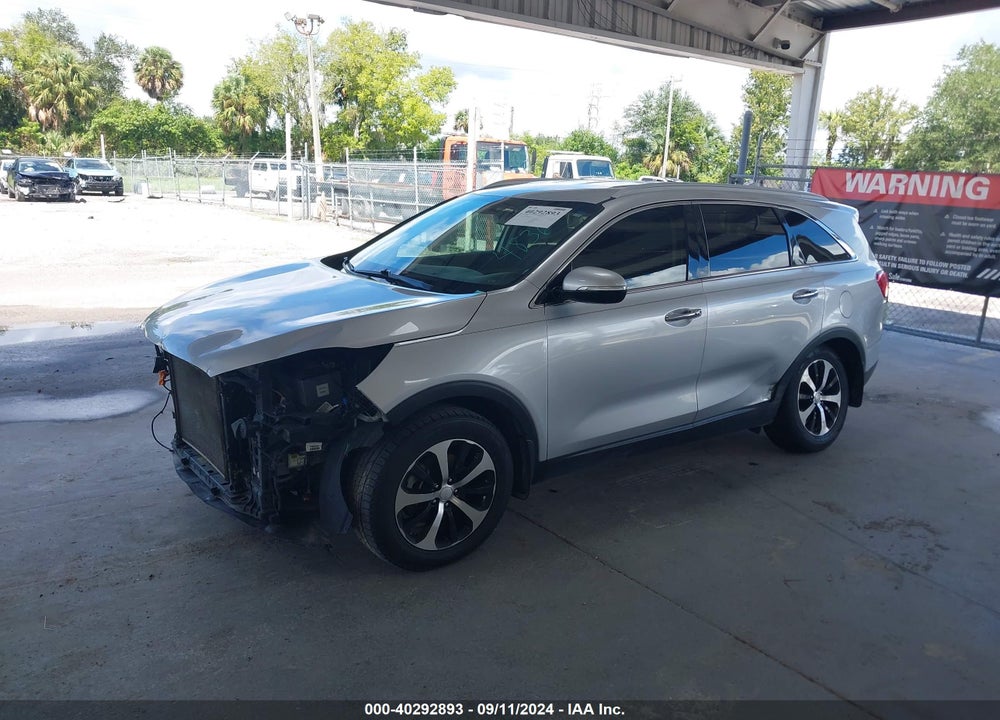 2017 KIA SORENTO 3.3L EX VIN: 5XYPH4A55HG195222