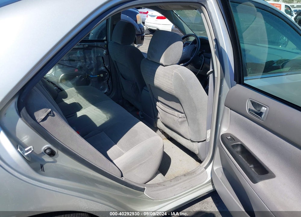 2005 TOYOTA CAMRY LE VIN: 4T1BE32K75U560152