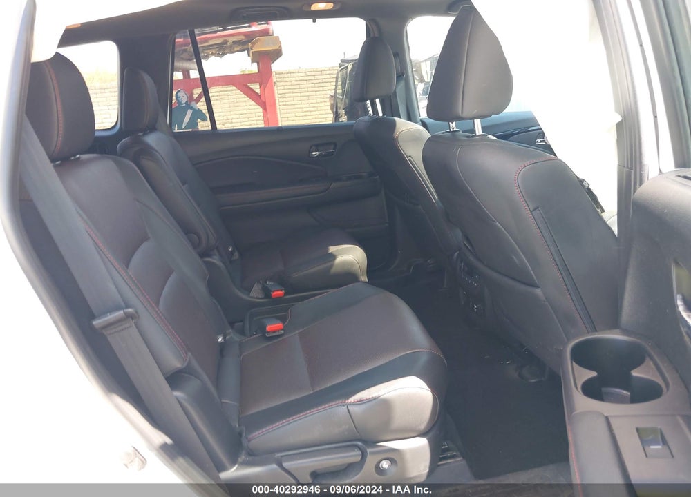 2021 HONDA PILOT AWD BLACK EDITION VIN: 5FNYF6H70MB058283