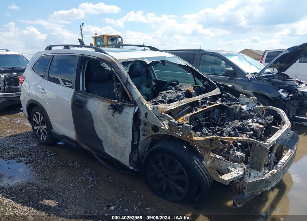 2019 SUBARU FORESTER LIMITED VIN: JF2SKAUC8KH595487