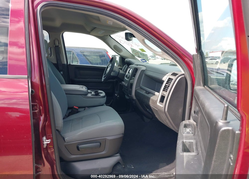 2019 RAM 1500 CLASSIC TRADESMAN 4X2 5'7 BOX VIN: 1C6RR6KT9KS589491