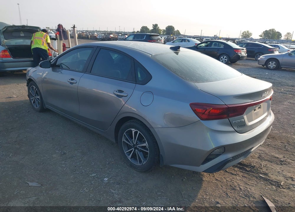 2022 KIA FORTE LXS VIN: 3KPF24AD8NE482082
