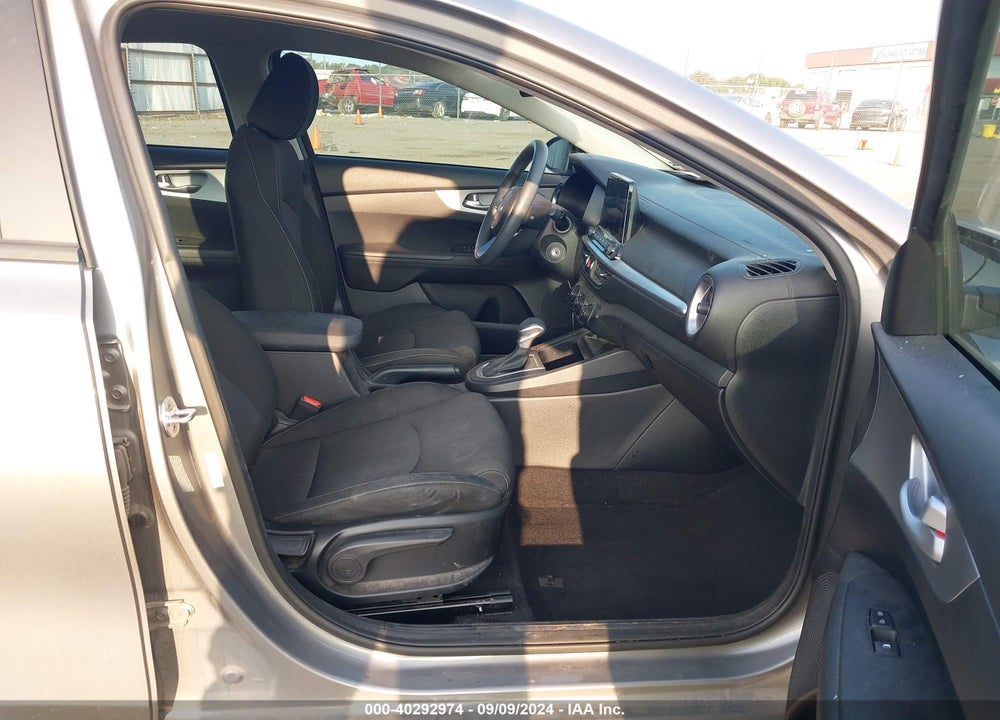 2022 KIA FORTE LXS VIN: 3KPF24AD8NE482082