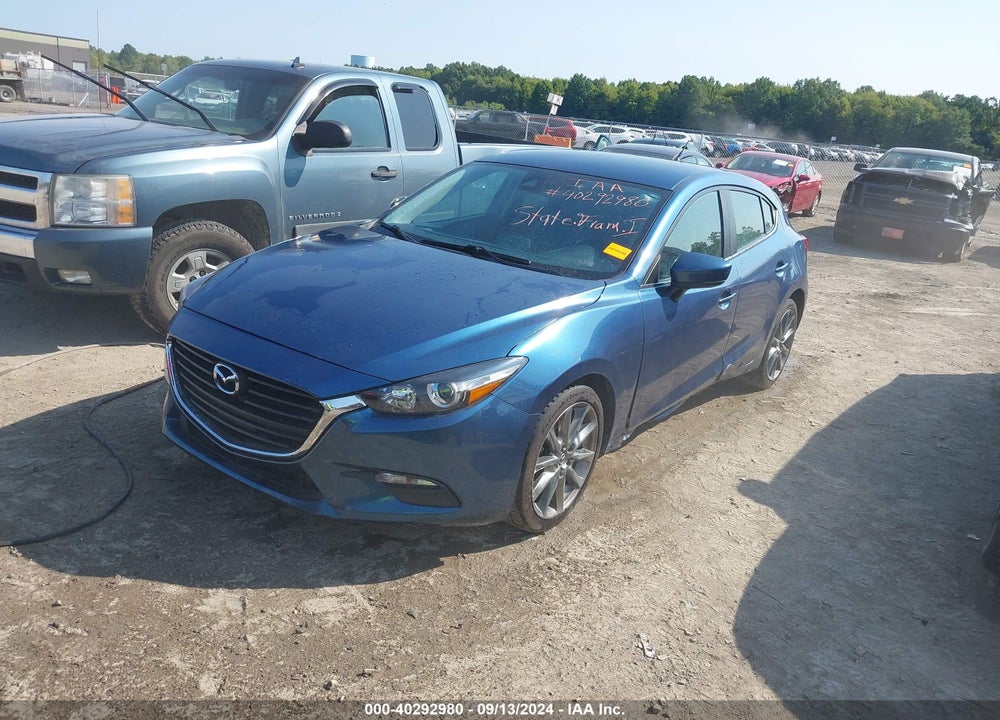2018 MAZDA 3 TOURING VIN: 3MZBN1L39JM177339