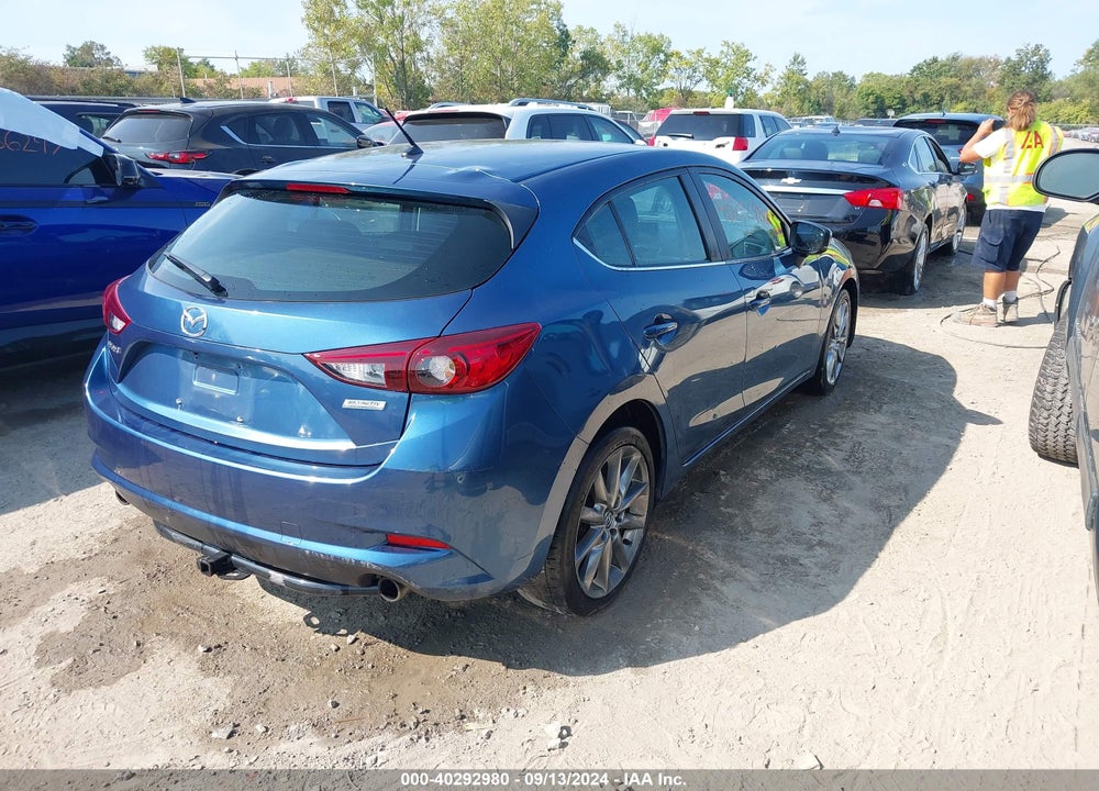 2018 MAZDA 3 TOURING VIN: 3MZBN1L39JM177339