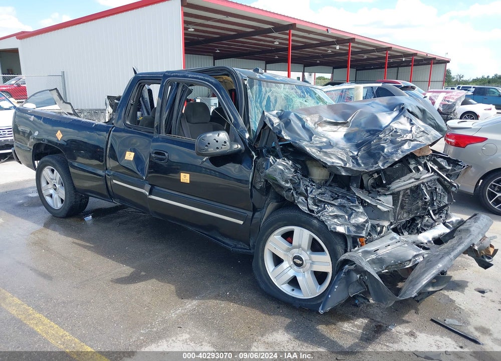 2005 CHEVROLET SILVERADO 1500 LS VIN: 2GCEC19T351215464