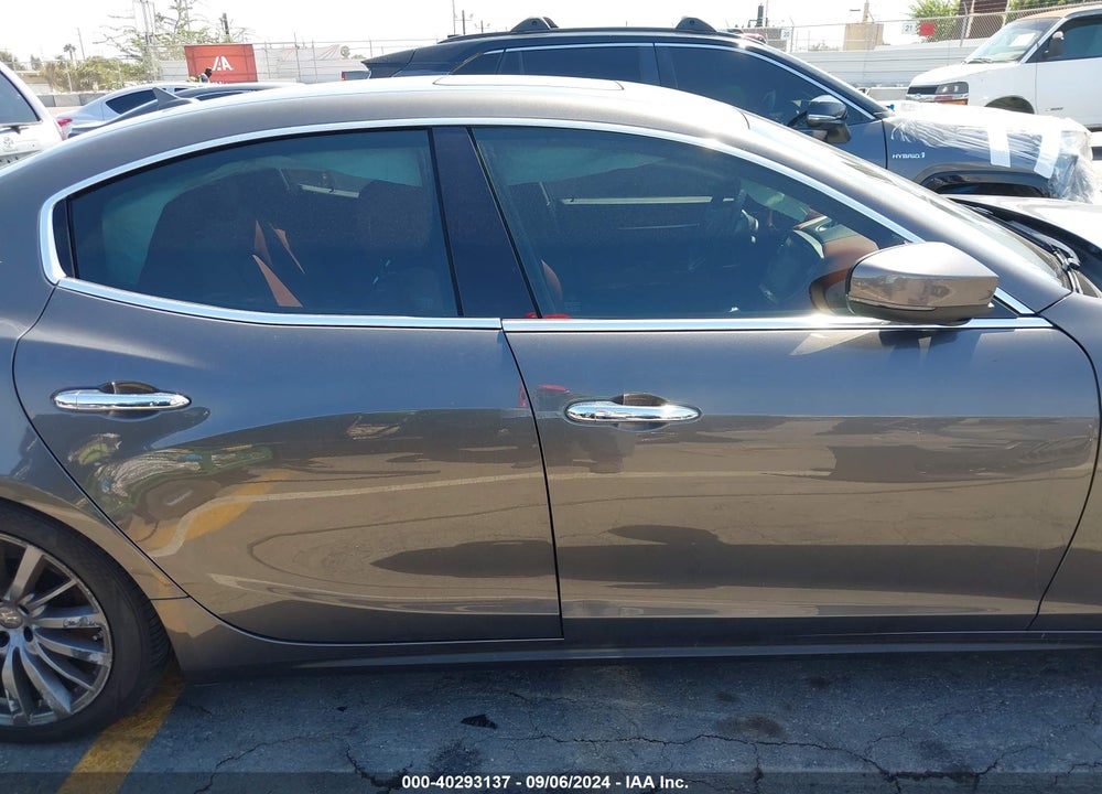 2018 MASERATI GHIBLI S VIN: ZAM57YSA3J1284995
