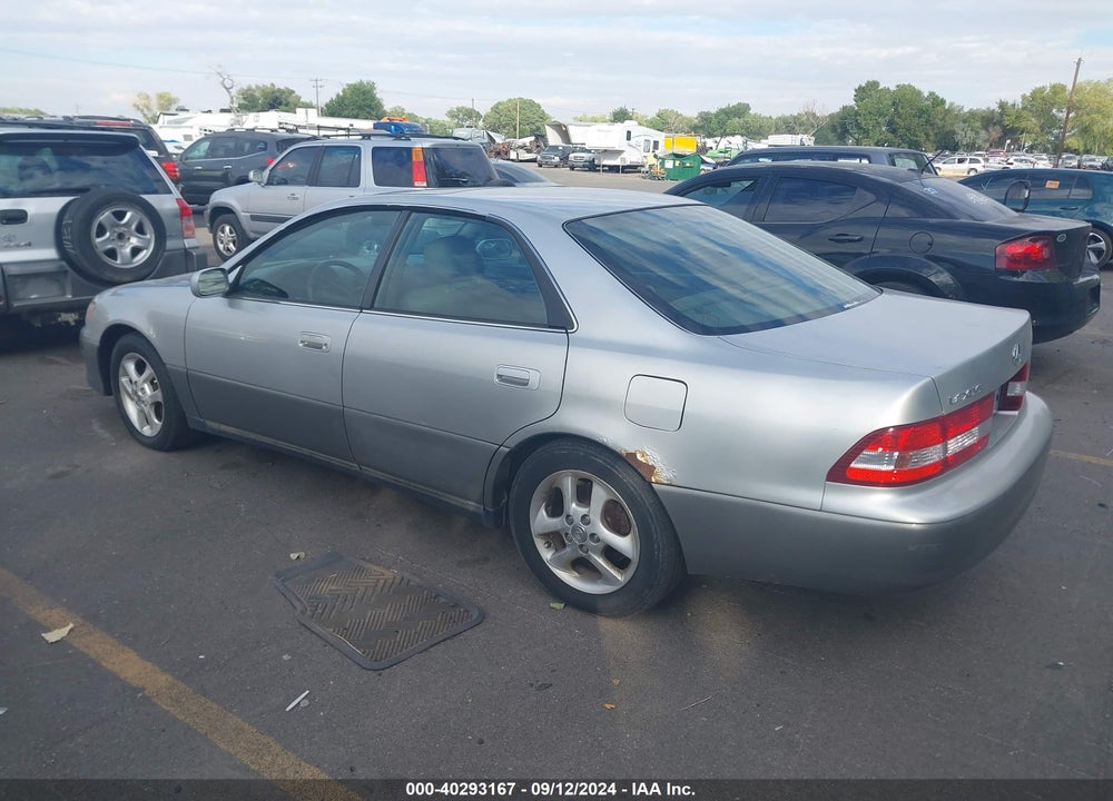 2001 LEXUS ES 300 VIN: JT8BF28G810324981