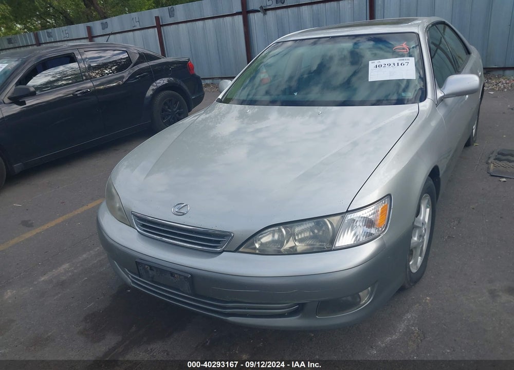 2001 LEXUS ES 300 VIN: JT8BF28G810324981
