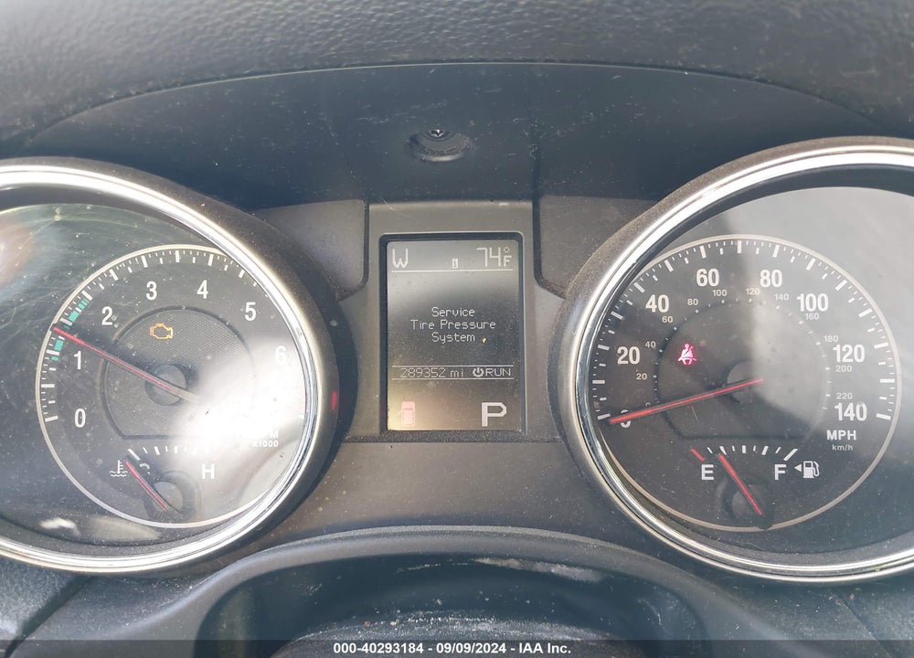 2012 JEEP GRAND CHEROKEE LAREDO VIN: 1C4RJFAGXCC203130