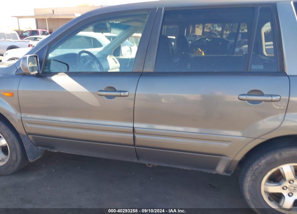 2007 HONDA PILOT EX-L VIN: 2HKYF18657H526654