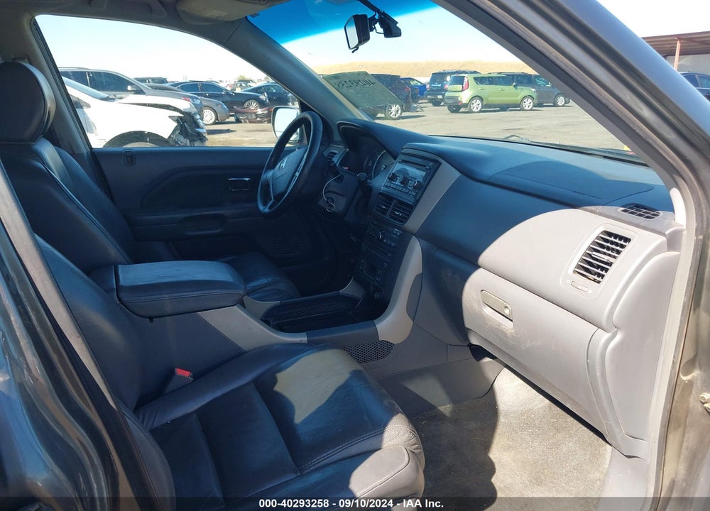 2007 HONDA PILOT EX-L VIN: 2HKYF18657H526654