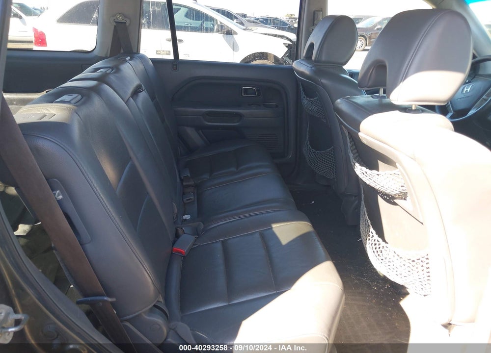 2007 HONDA PILOT EX-L VIN: 2HKYF18657H526654