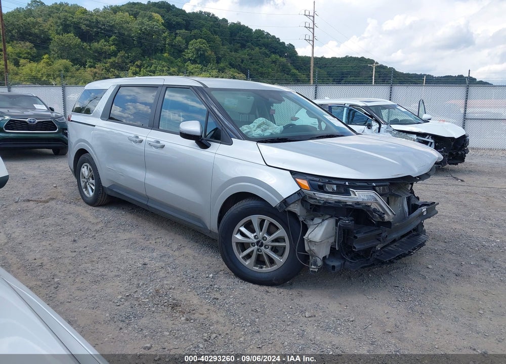 2023 KIA CARNIVAL MPV LX SEAT PACKAGE VIN: KNDNB4H38P6193124