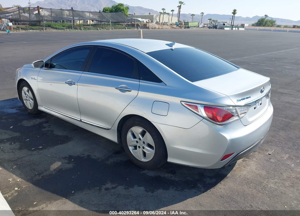 2012 HYUNDAI SONATA HYBRID VIN: KMHEC4A45CA055432