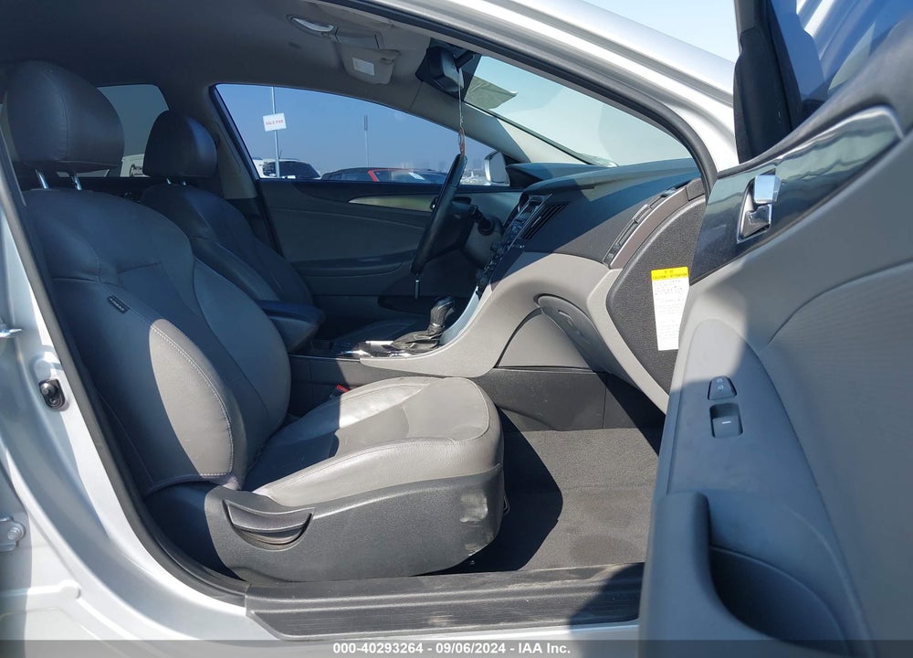 2012 HYUNDAI SONATA HYBRID VIN: KMHEC4A45CA055432