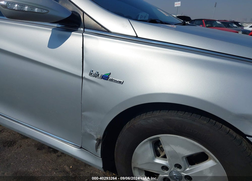 2012 HYUNDAI SONATA HYBRID VIN: KMHEC4A45CA055432