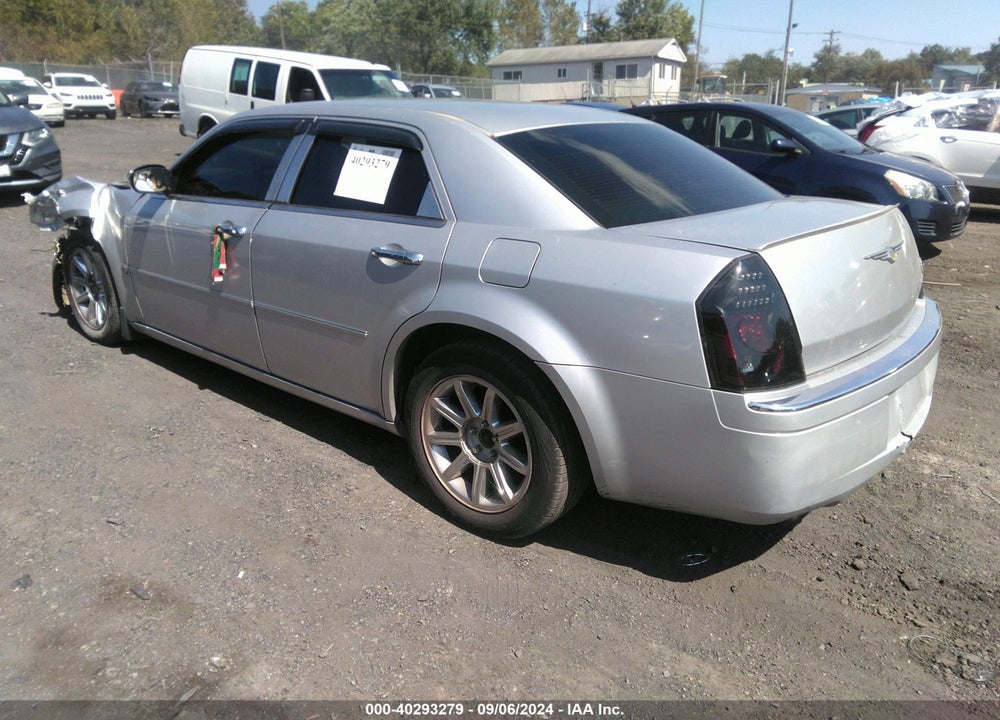 2005 CHRYSLER 300C VIN: 2C3JA63H35H686788