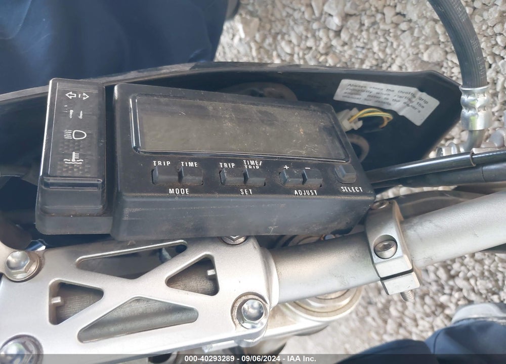 2022 SUZUKI DR-Z400 SM VIN: JS1SK44A4N7101676