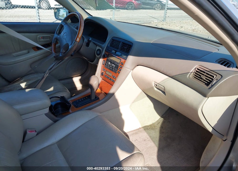 2000 LEXUS ES 300 VIN: JT8BF28G7Y5092970