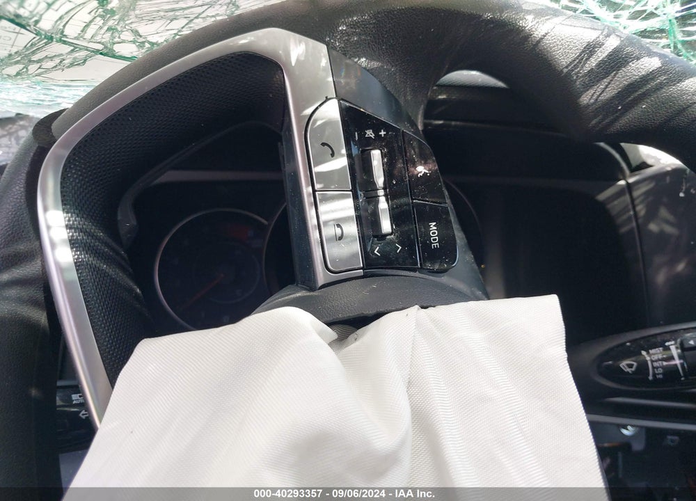2021 HYUNDAI ELANTRA SE VIN: KMHLL4AG3MU147138