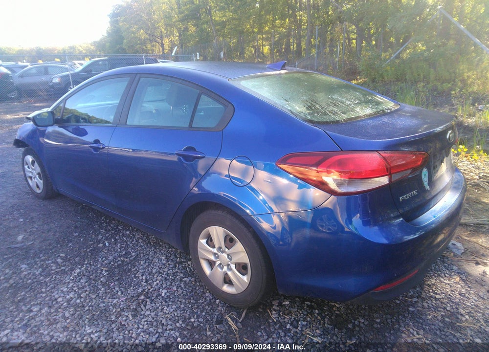 2018 KIA FORTE LX VIN: 3KPFL4A70JE185065