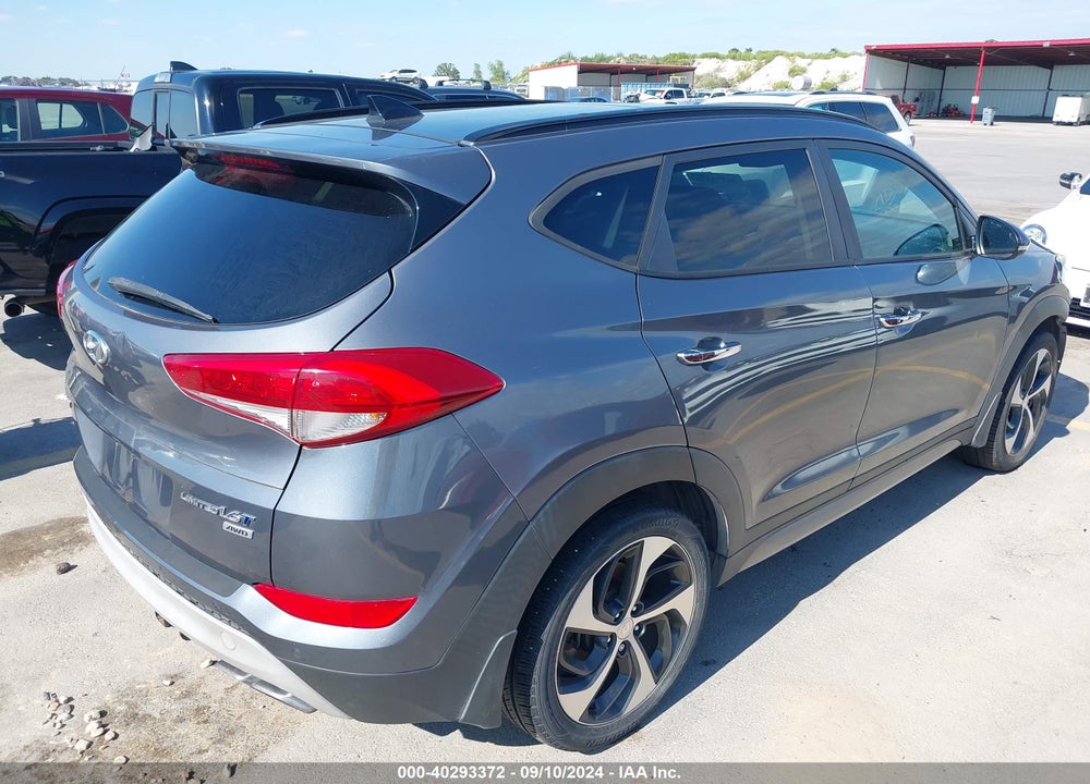 2017 HYUNDAI TUCSON LIMITED VIN: KM8J3CA20HU275588
