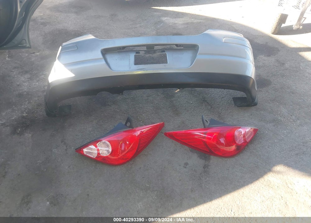 2007 NISSAN VERSA 1.8SL VIN: 3N1BC13E97L420420