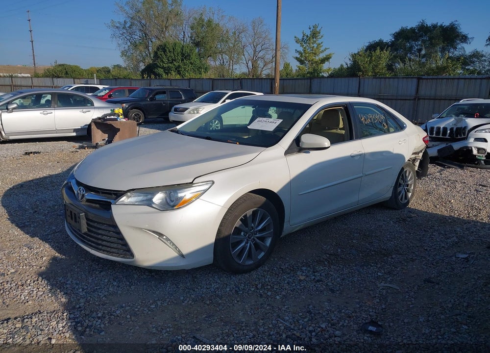 2015 TOYOTA CAMRY XLE VIN: 4T1BF1FK2FU886227