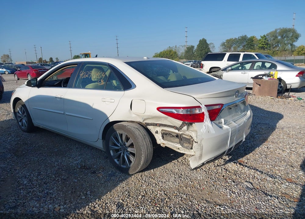2015 TOYOTA CAMRY XLE VIN: 4T1BF1FK2FU886227