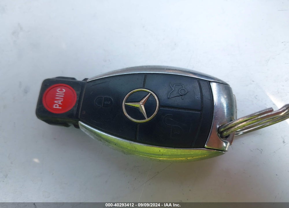 2009 MERCEDES-BENZ C 300 LUXURY/SPORT VIN: WDDGF54X69R046822