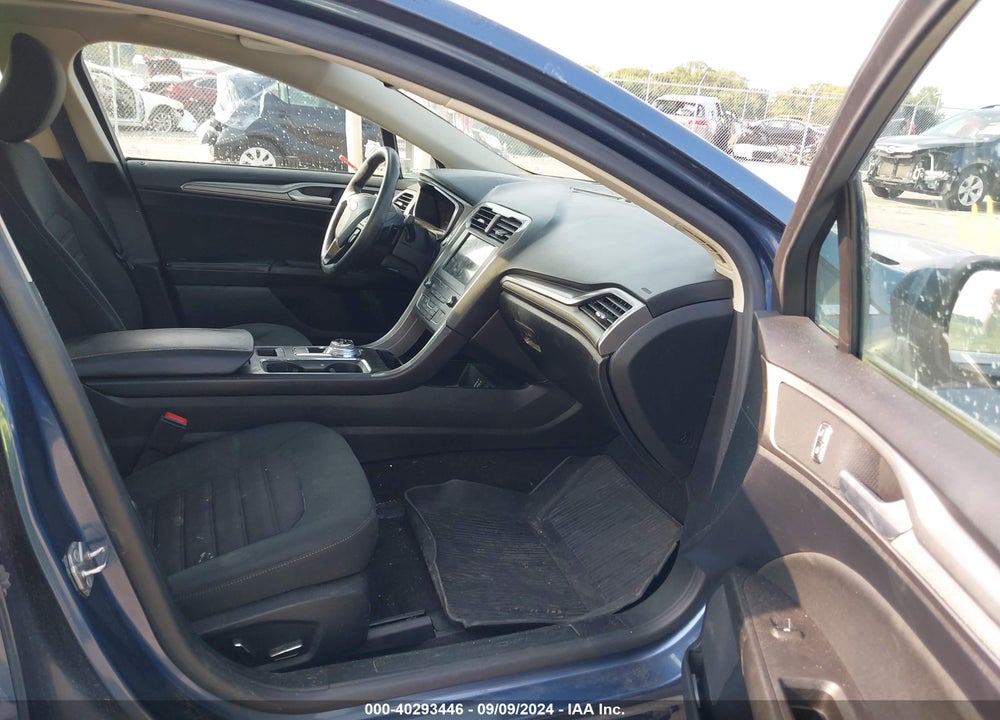 2019 FORD FUSION SE VIN: 3FA6P0T98KR237389