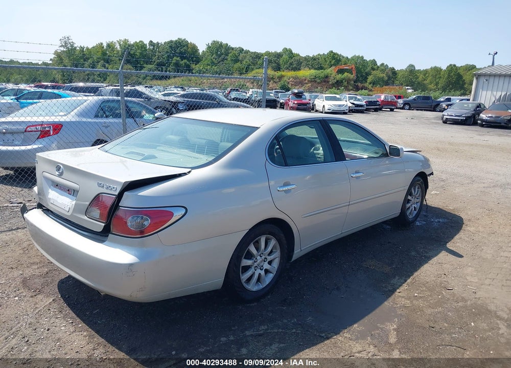 2002 LEXUS ES 300 VIN: JTHBF30G420083469