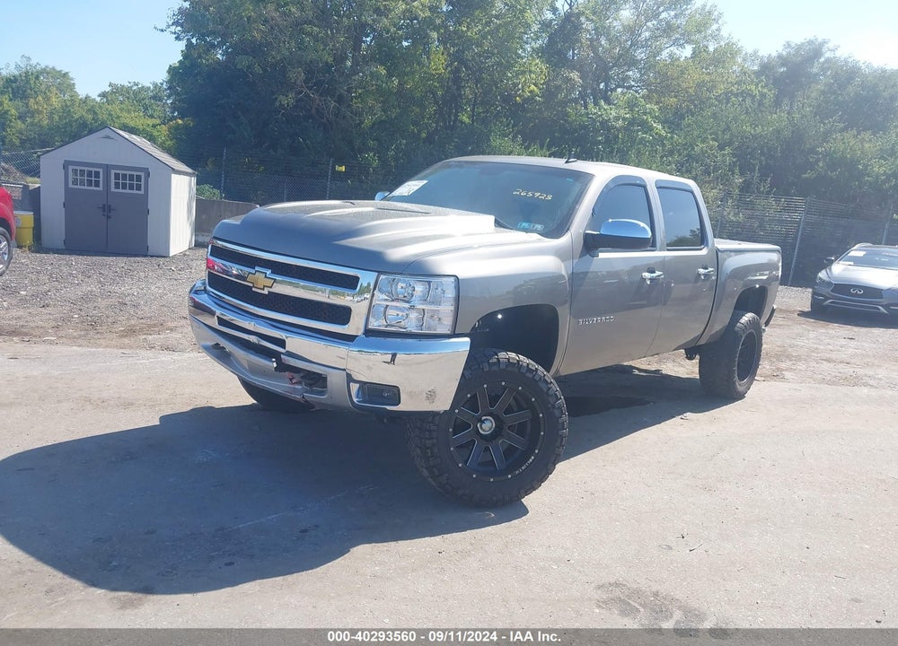 2013 CHEVROLET SILVERADO 1500 LT VIN: 3GCUKSE27DG265923