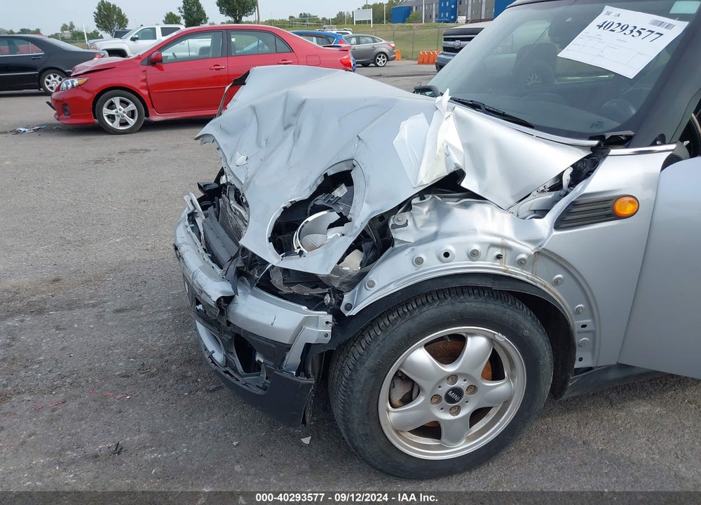 2007 MINI COOPER VIN: WMWMF33587TL68862