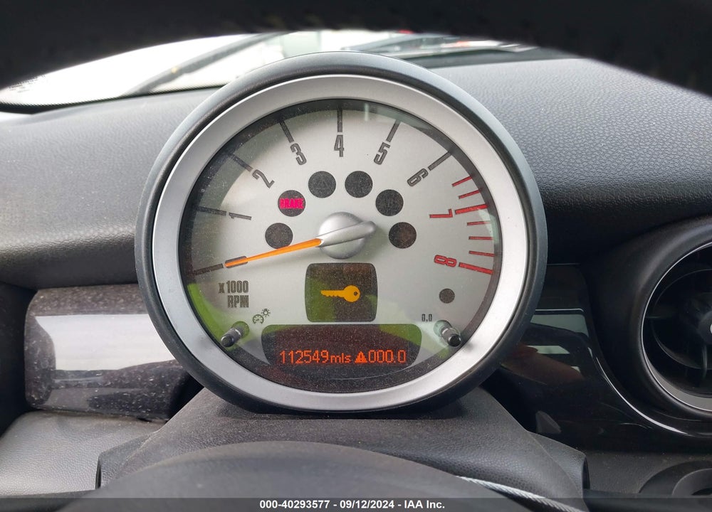 2007 MINI COOPER VIN: WMWMF33587TL68862