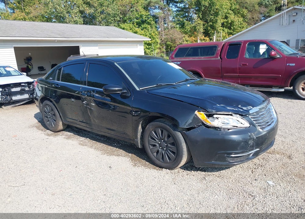 2013 CHRYSLER 200 LX VIN: 1C3CCBAB2DN559532