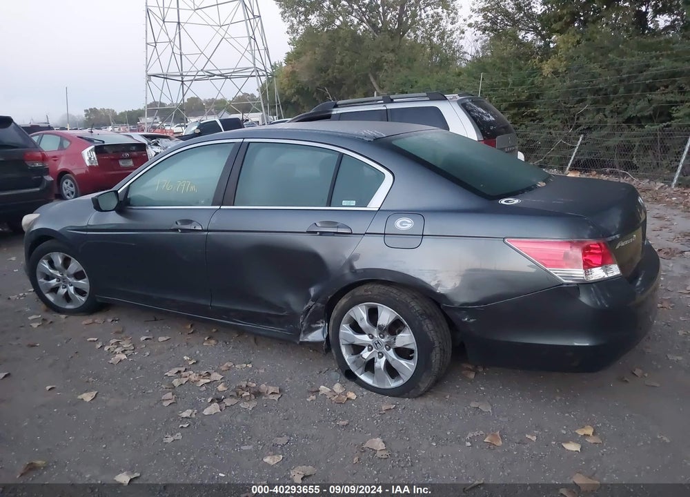 2010 HONDA ACCORD 2.4 EX VIN: 1HGCP2F77AA008862