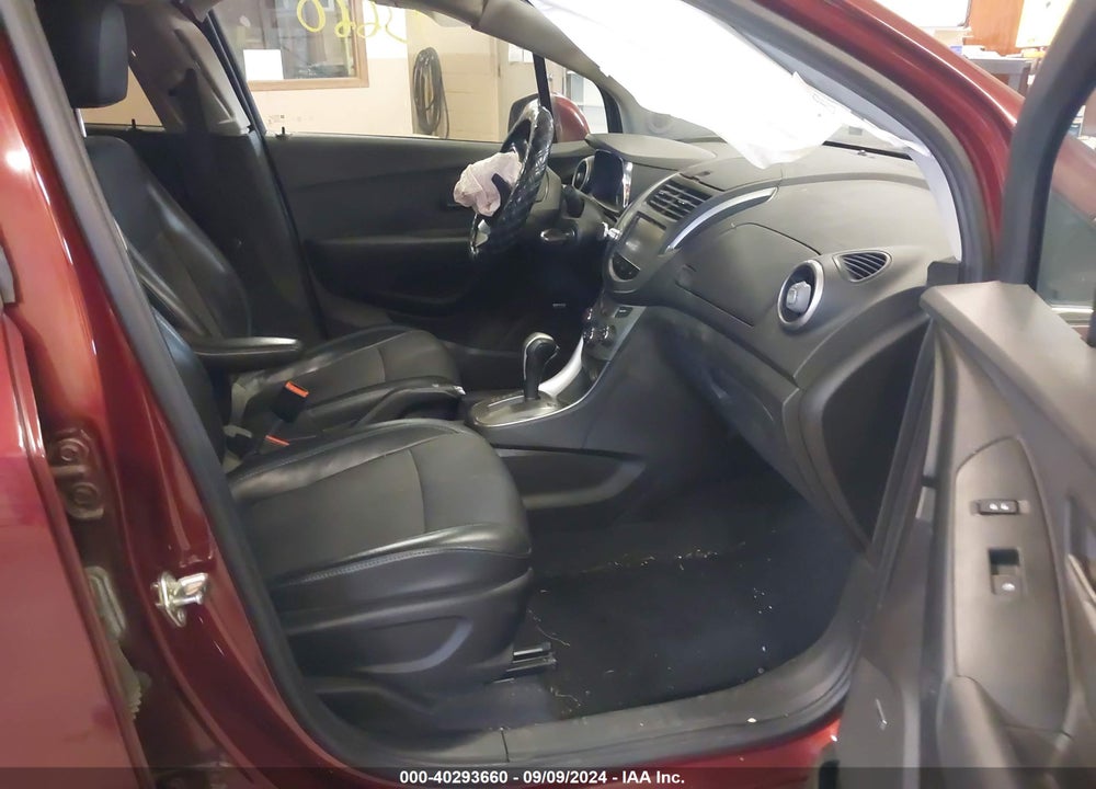 2016 CHEVROLET TRAX LT VIN: 3GNCJLSB2GL270975